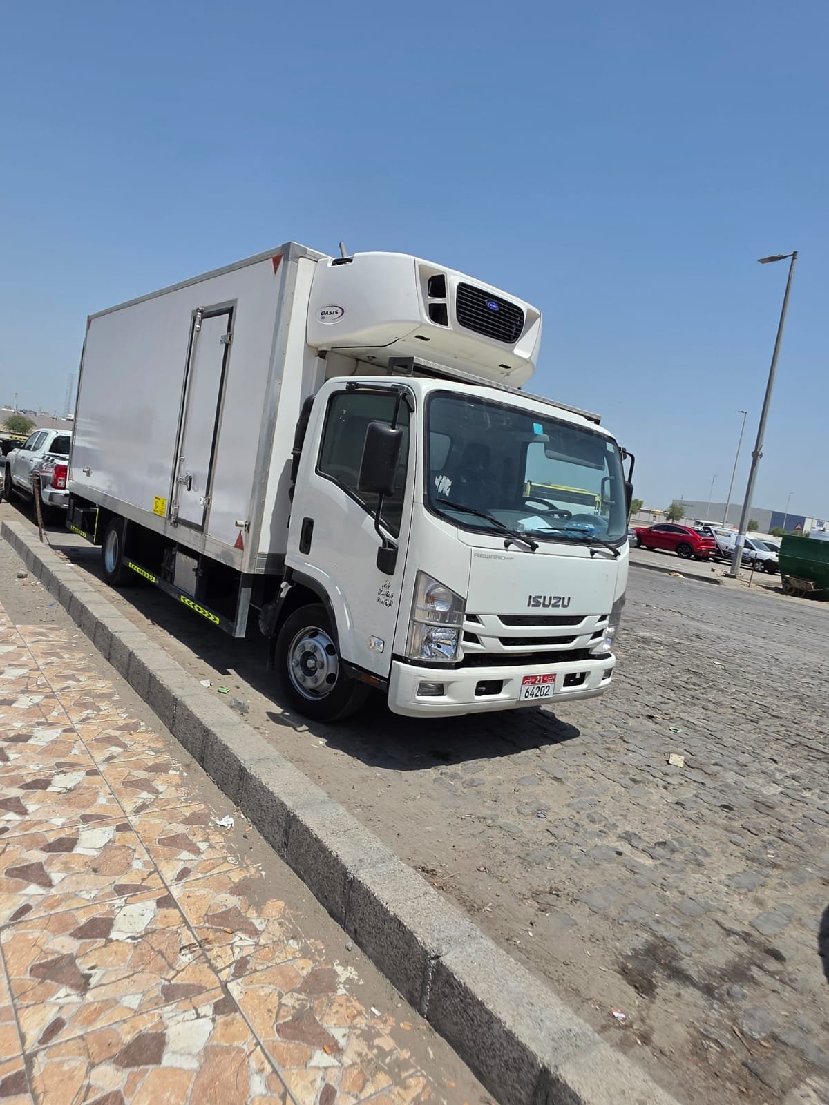 Professional Refrigerated Transport Services UAE — chiller and freezer trucks for rent